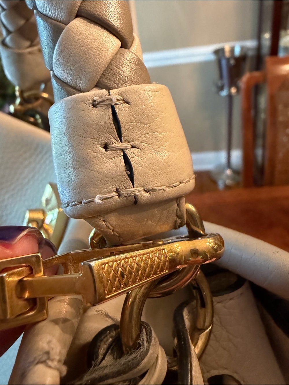 Beautiful Mulberry Small Iris Satchel in Soft Cream with Tan -Trim Handle - Picture 10 of 15